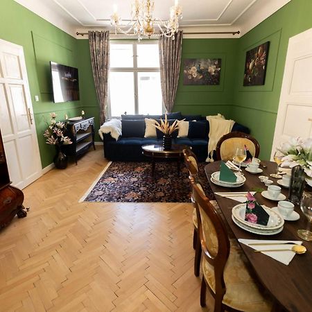 New, Stylish And Spacious Apartment Bratislava Exterior foto
